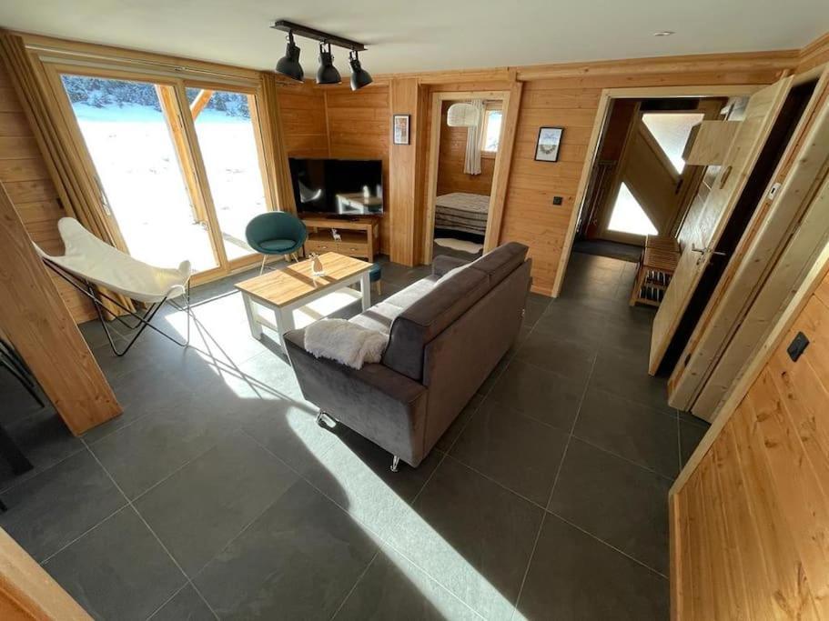Appartement Lumineux Neuf Dans Bas De Chalet Le Douglas 拉茹杜罗普 外观 照片